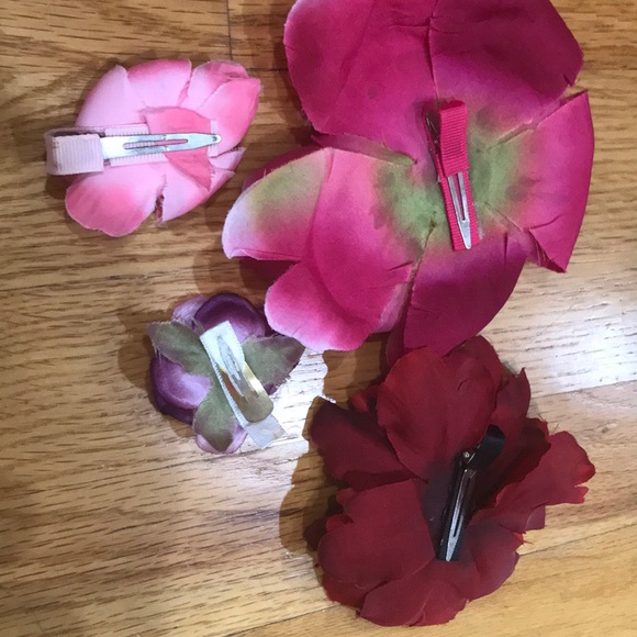 Little girls Flower hair clips - Picture 6 of 6